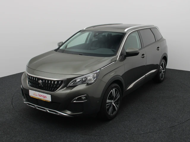 Купить новый Peugeot 5008