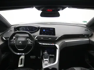 PEUGEOT 5008 GT