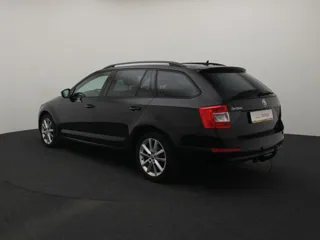 SKODA OCTAVIA Ambition Business