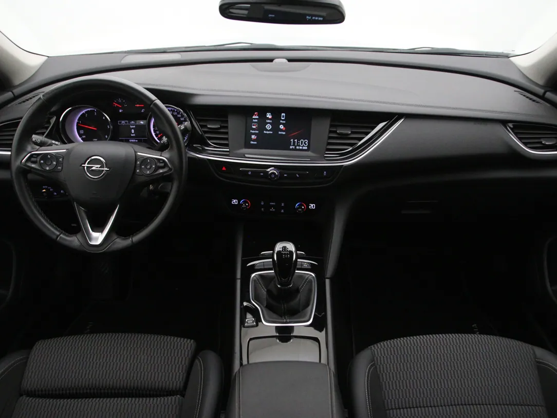 OPEL INSIGNIA Business Executive