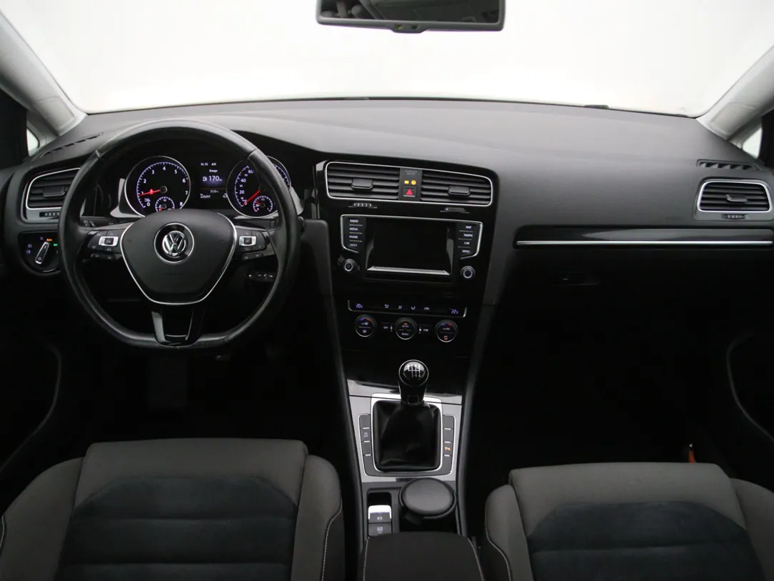 VOLKSWAGEN GOLF 7 Highline