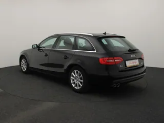 AUDI A4 Advance