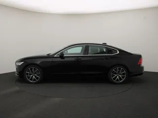 VOLVO S90 Momentum