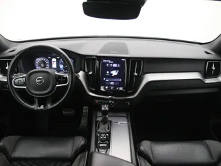 VOLVO XC60 R-Design