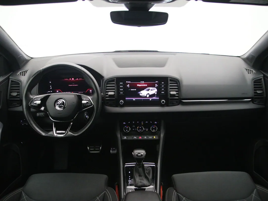 SKODA KAROQ Sportline Business