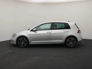 2016 VOLKSWAGEN GOLF 7 GTE Connected Series