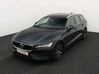 VOLVO V60 Momentum