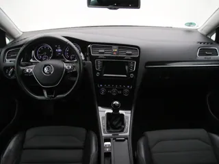 VOLKSWAGEN GOLF 7 Highline