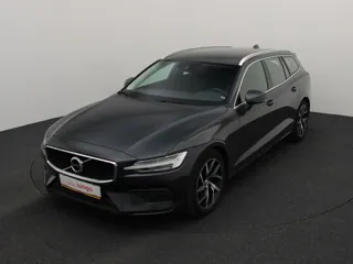 VOLVO V60 Momentum