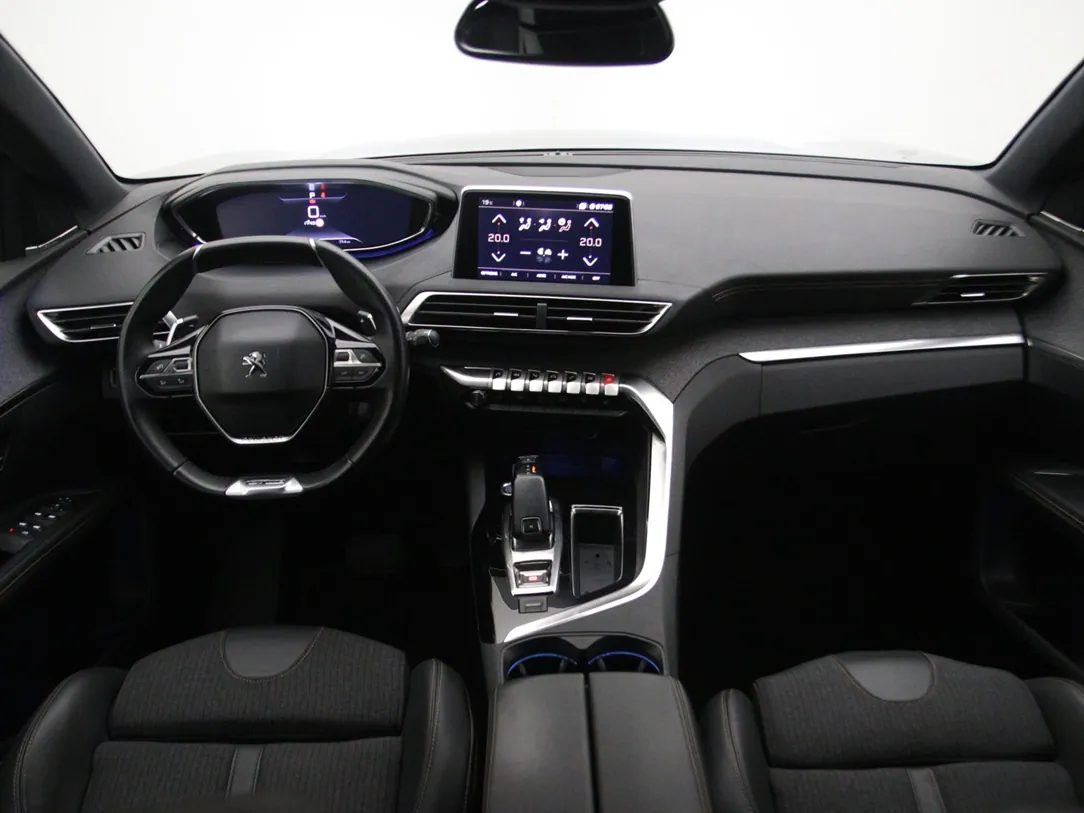 PEUGEOT 5008 GT Line