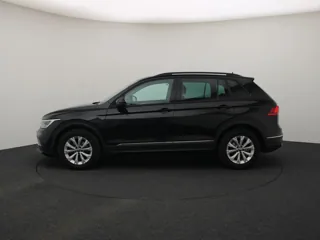 2022 VOLKSWAGEN TIGUAN Life
