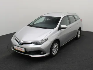 TOYOTA AURIS Dynamic