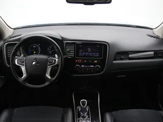 MITSUBISHI OUTLANDER Premium
