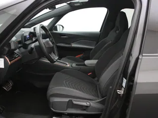 CUPRA Born Essential