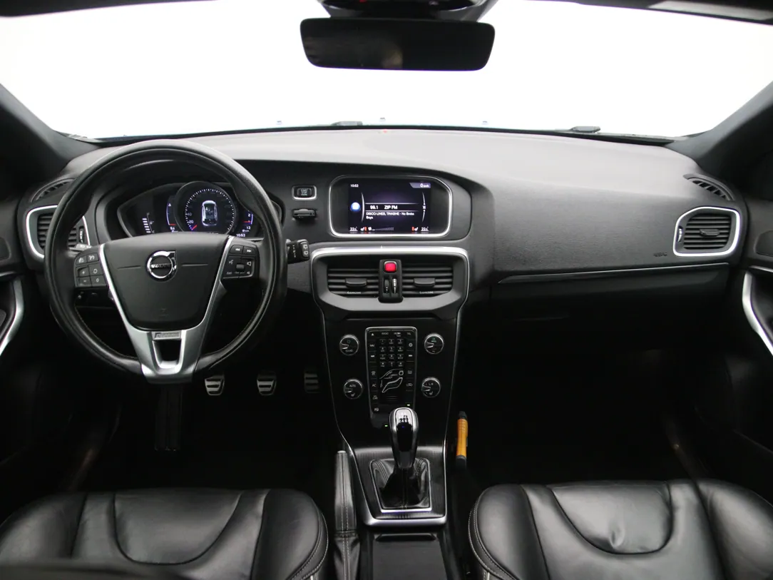 VOLVO V40 Business Sport