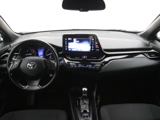 TOYOTA C-HR Dynamic