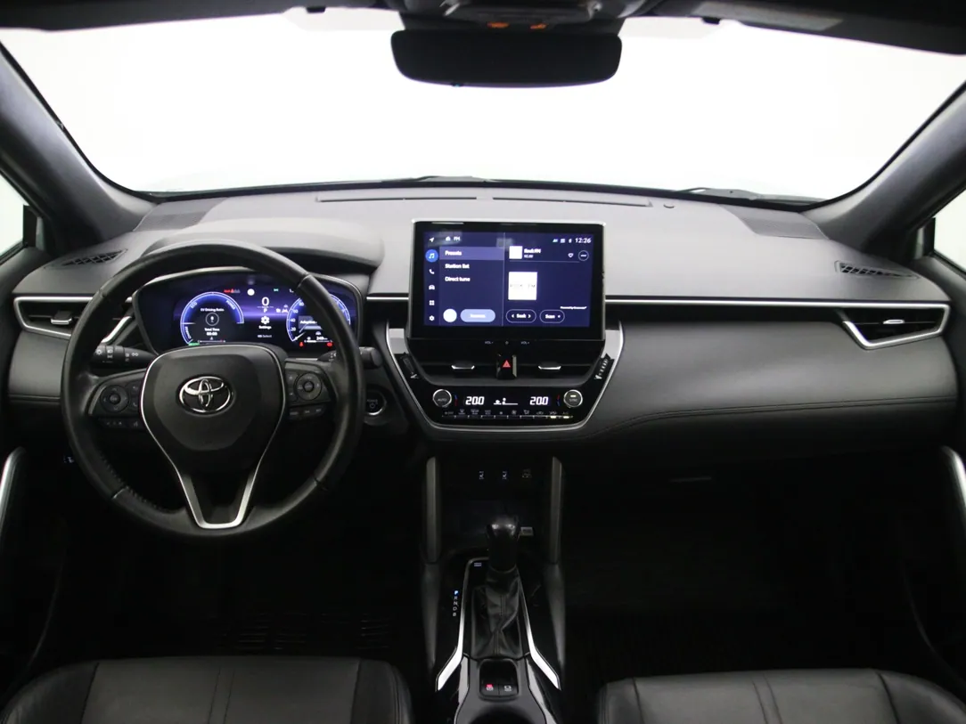 TOYOTA COROLLA CROSS First Edition