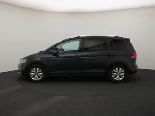 VOLKSWAGEN TOURAN CONNECTED