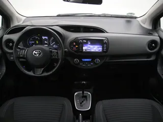 TOYOTA YARIS Active