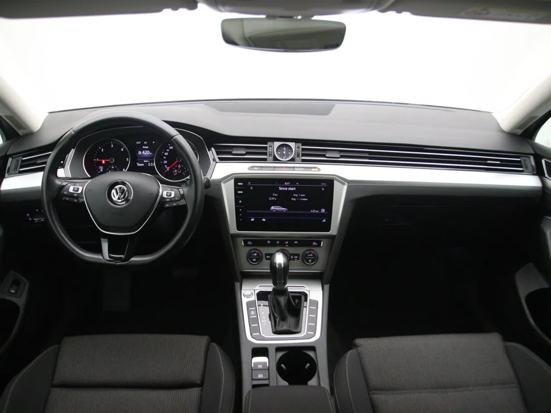 VOLKSWAGEN PASSAT B8 Comfortline Business