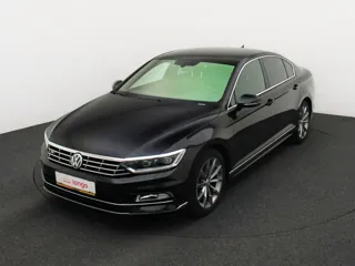VOLKSWAGEN PASSAT B8 Business Edition R