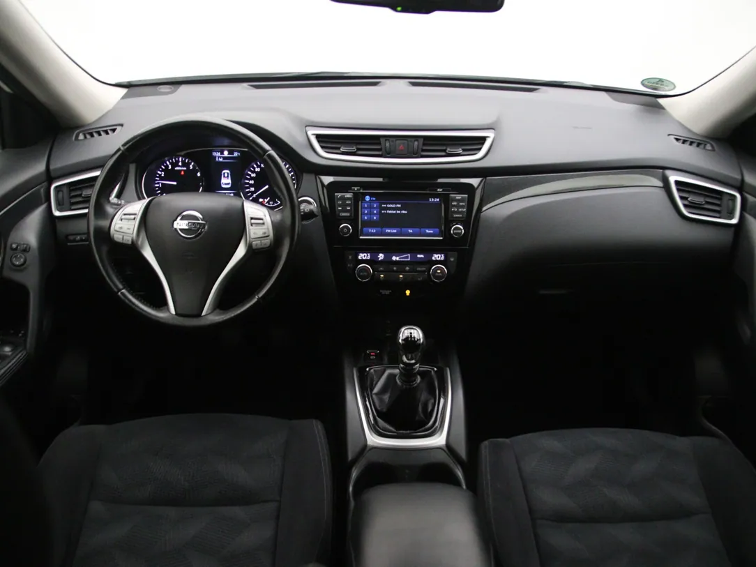 NISSAN X-TRAIL Connect Edition