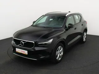 VOLVO XC40 Momentum
