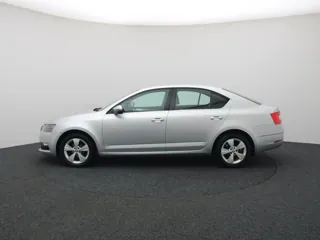 SKODA OCTAVIA Ambition
