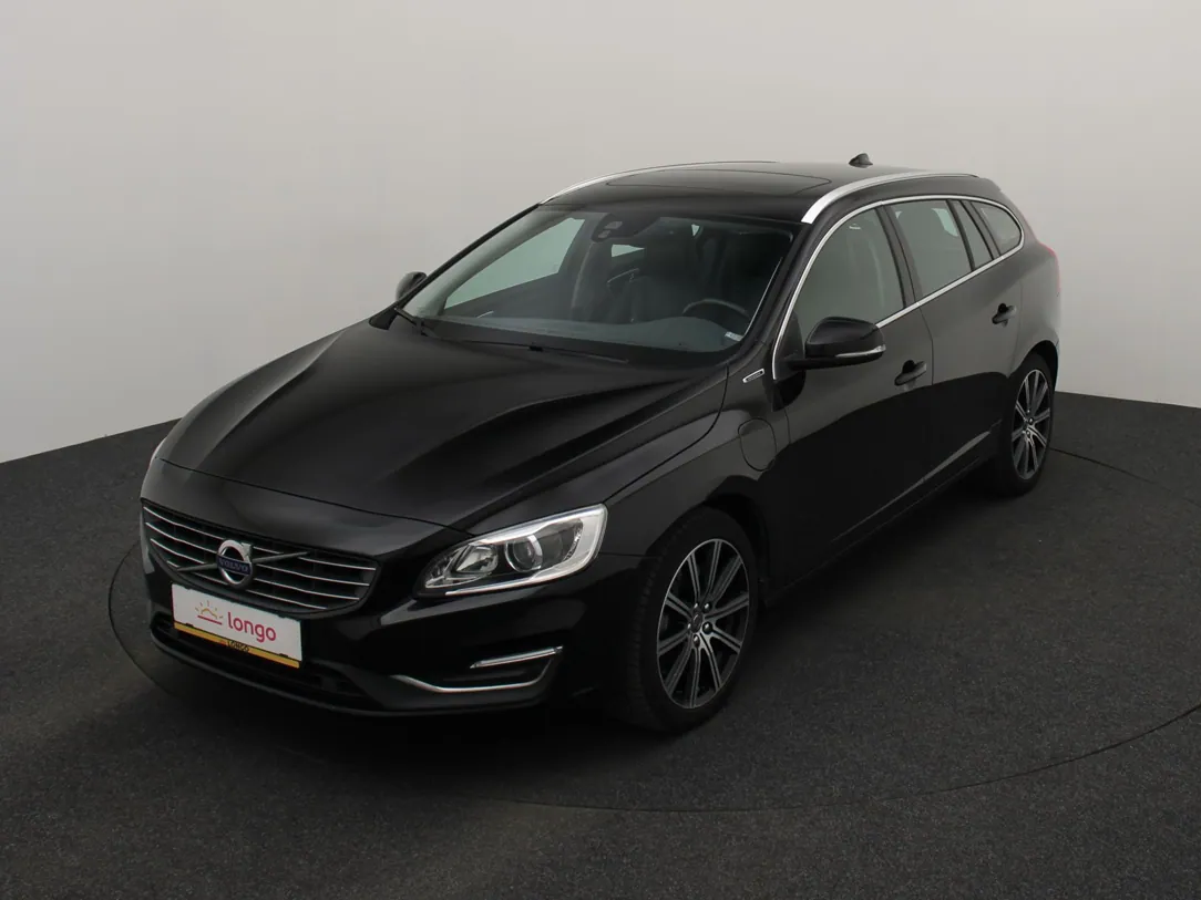 VOLVO V60 R-Design
