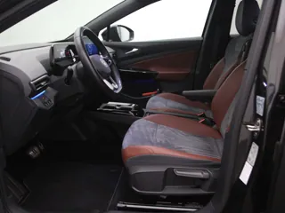 VOLKSWAGEN ID.4 First 77 kWh