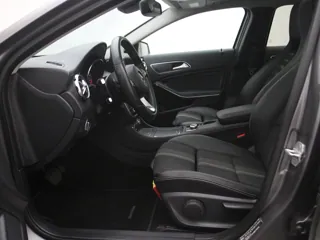 MERCEDES BENZ GLA220 Urban