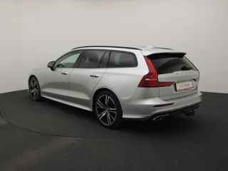 VOLVO V60 Momentum Advantage