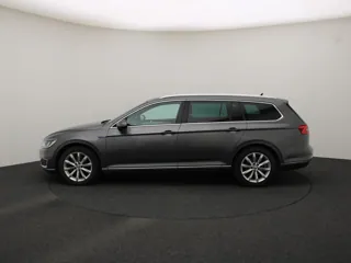VOLKSWAGEN PASSAT B8 GTE
