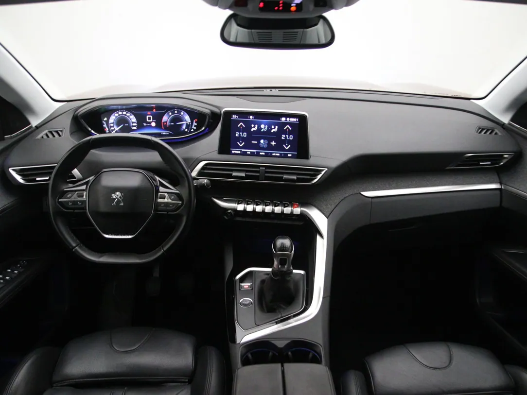 PEUGEOT 3008 Allure