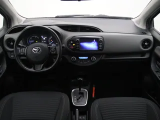 TOYOTA YARIS Active