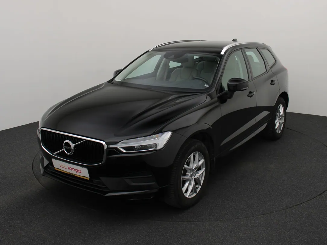 VOLVO XC60 Momentum