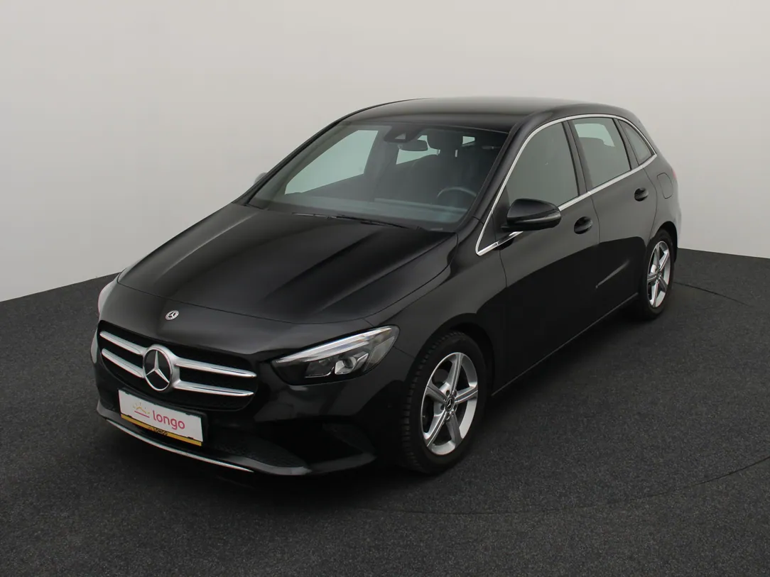 MERCEDES BENZ B180 Launch Edition