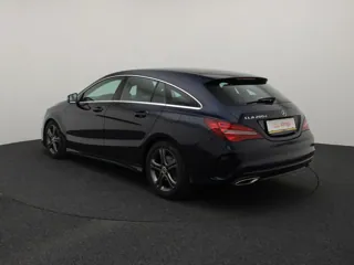 MERCEDES BENZ CLA200 Business Solution