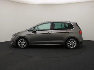 VOLKSWAGEN GOLF SPORTSVAN Highline