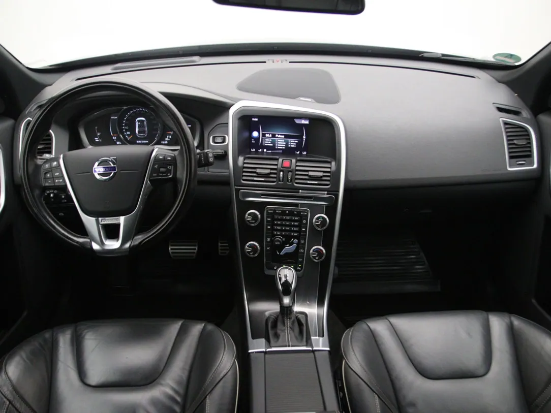 VOLVO XC60 Polar+
