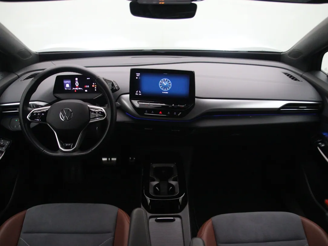 VOLKSWAGEN ID.4 First 77 kWh