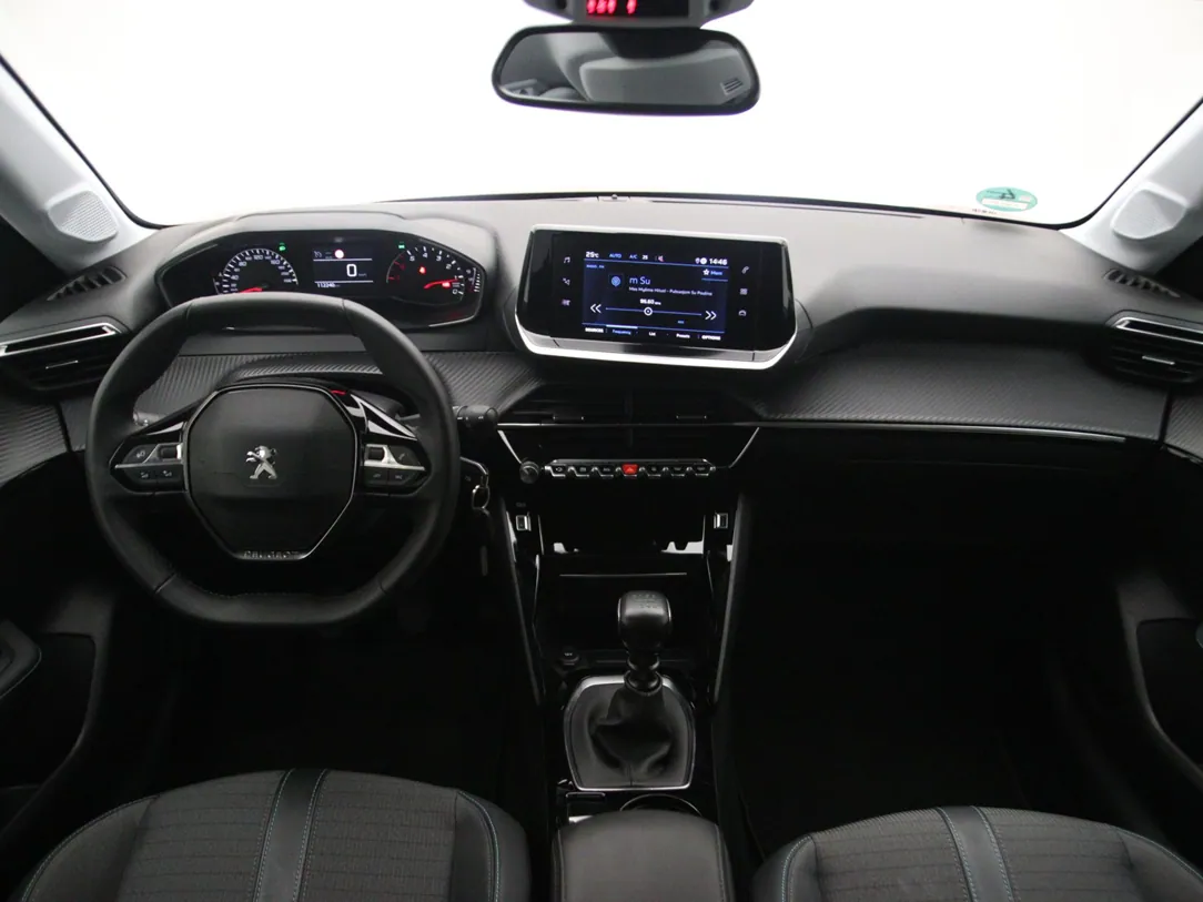 PEUGEOT 208 Allure