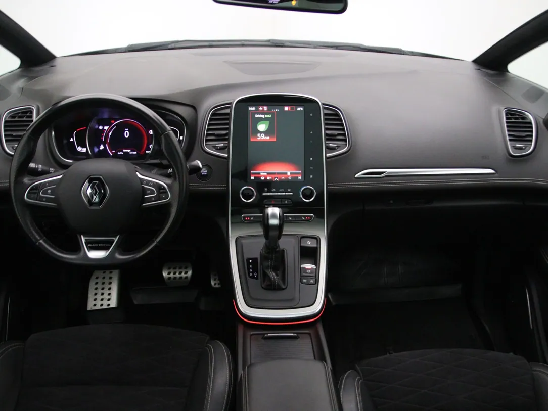 RENAULT SCENIC Black Edition