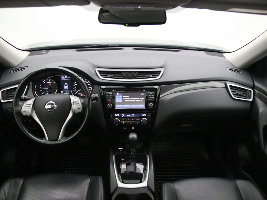 NISSAN X-TRAIL Tekna