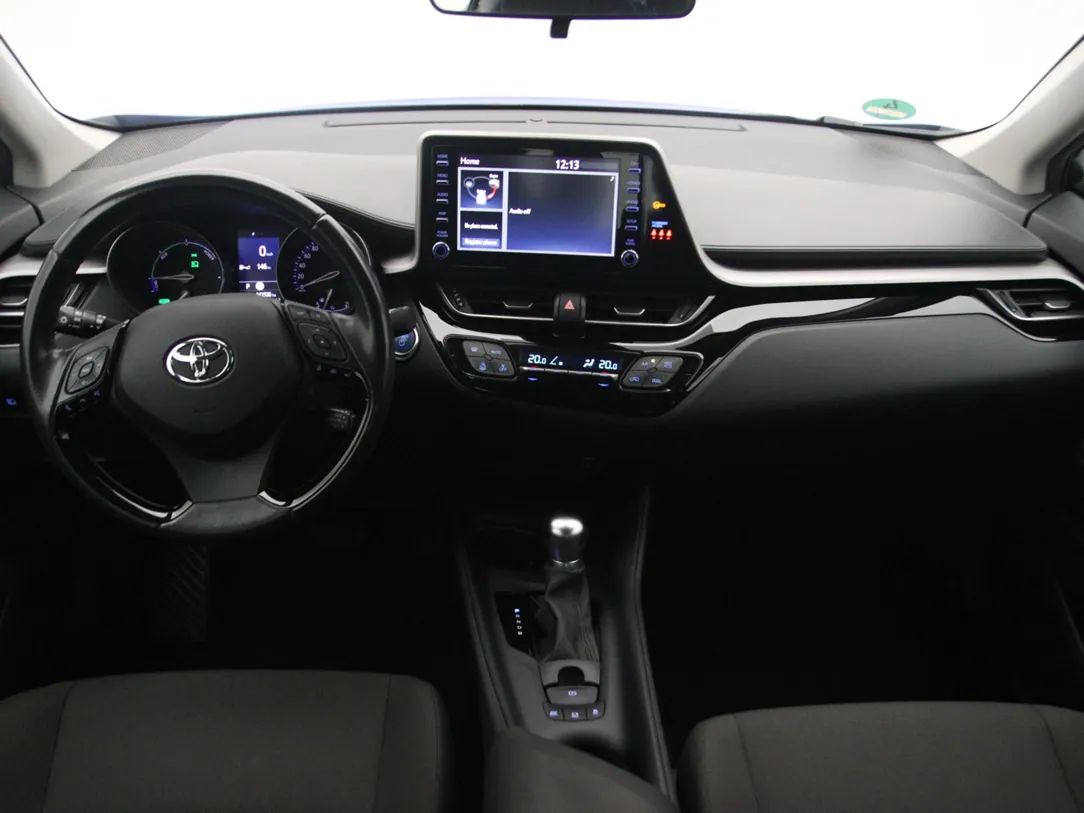 TOYOTA C-HR Active