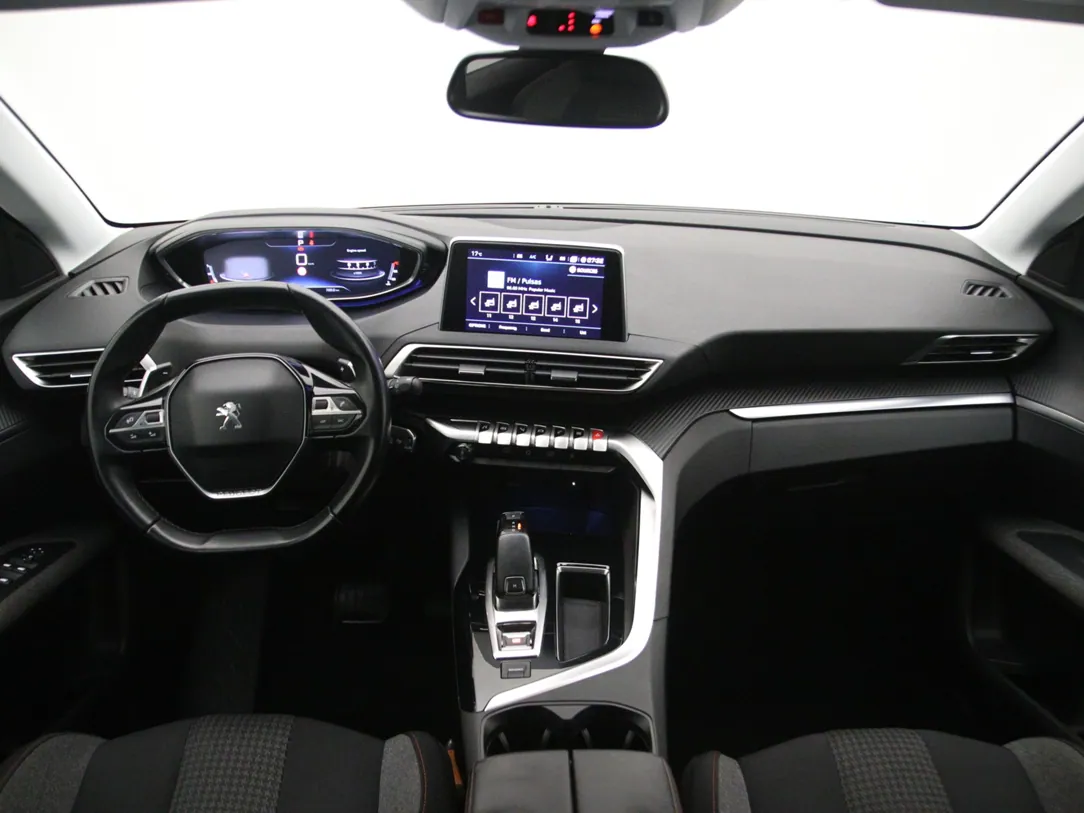 PEUGEOT 3008 Active