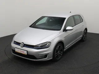 2016 VOLKSWAGEN GOLF 7 GTE Connected Series