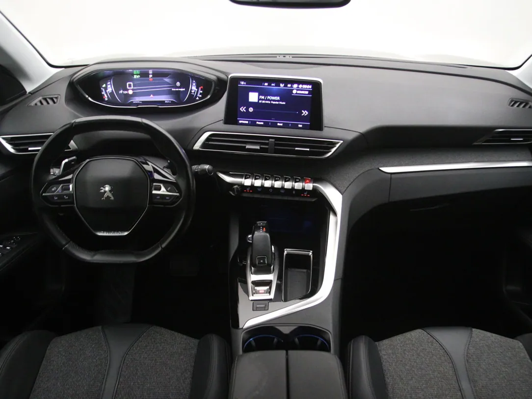PEUGEOT 5008 Allure