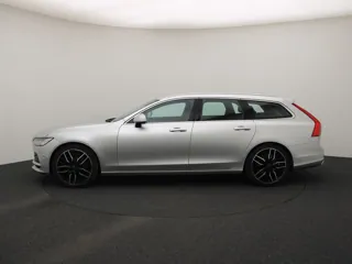 VOLVO V90 Momentum