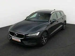 VOLVO V60 Momentum
